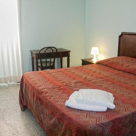 Residence Riva Gaia Terracina Ngoại thất bức ảnh