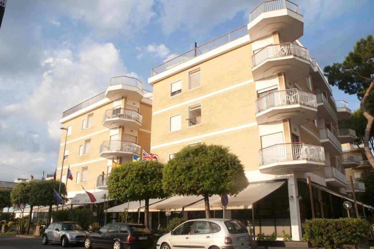 Residence Riva Gaia Terracina Ngoại thất bức ảnh